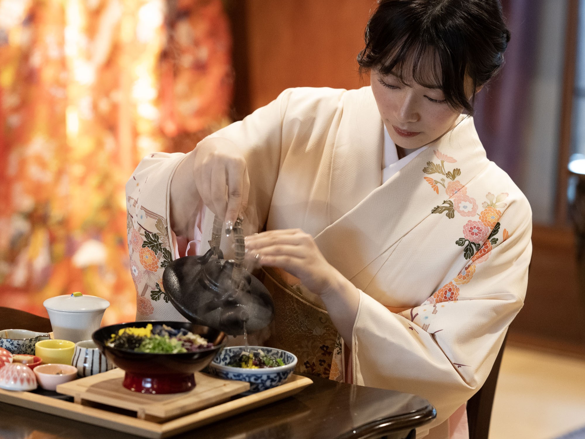 夜咄の茶事 ― 行灯のもと、懐石・濃茶・薄茶